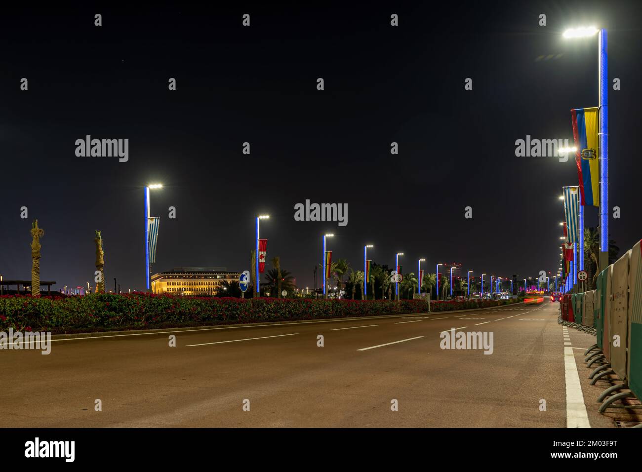 Wunderschöne Majlis'al Taawon Street`Doha Road Stockfoto